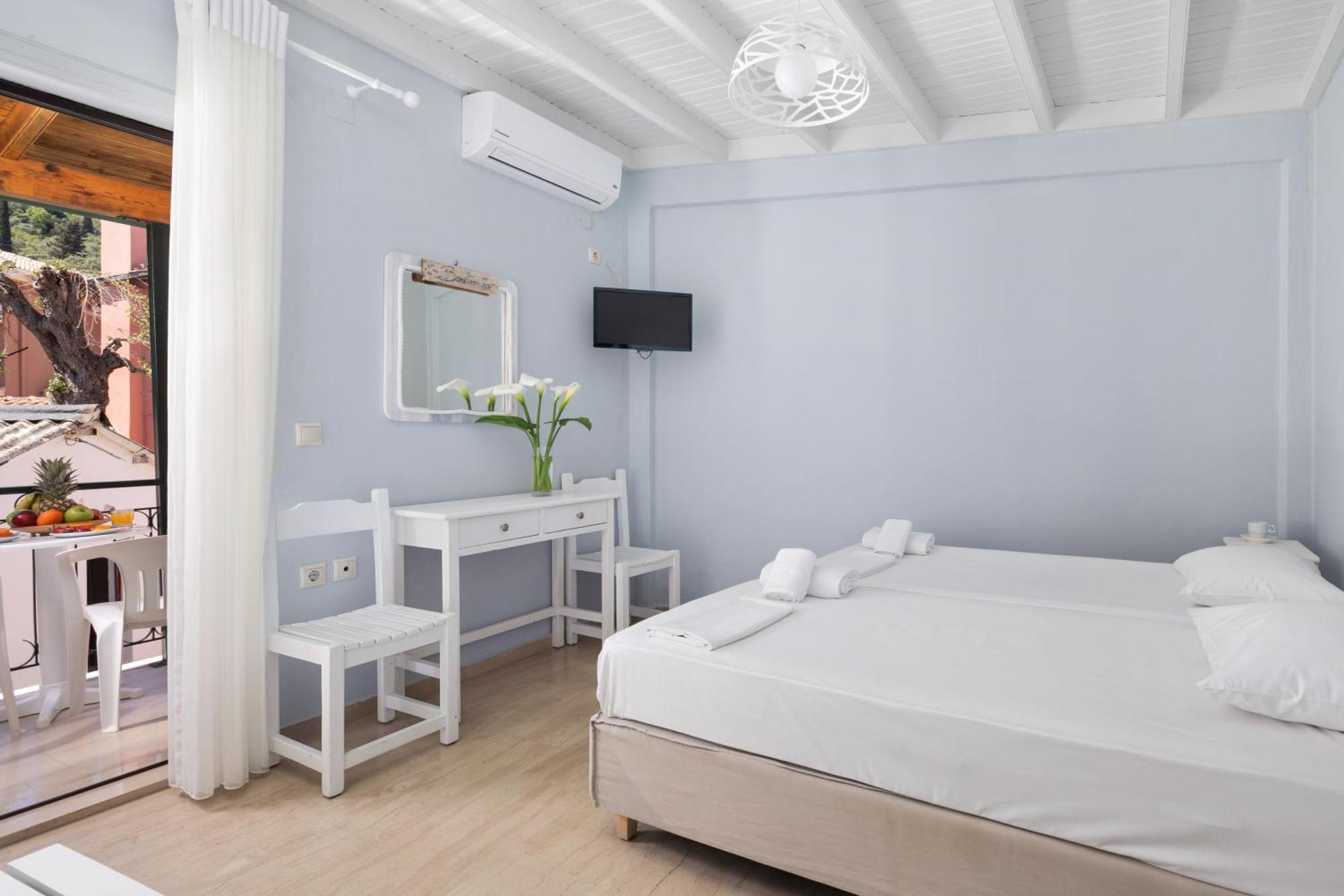 Bella Vista Beach Hotel 바니체스 외부 사진