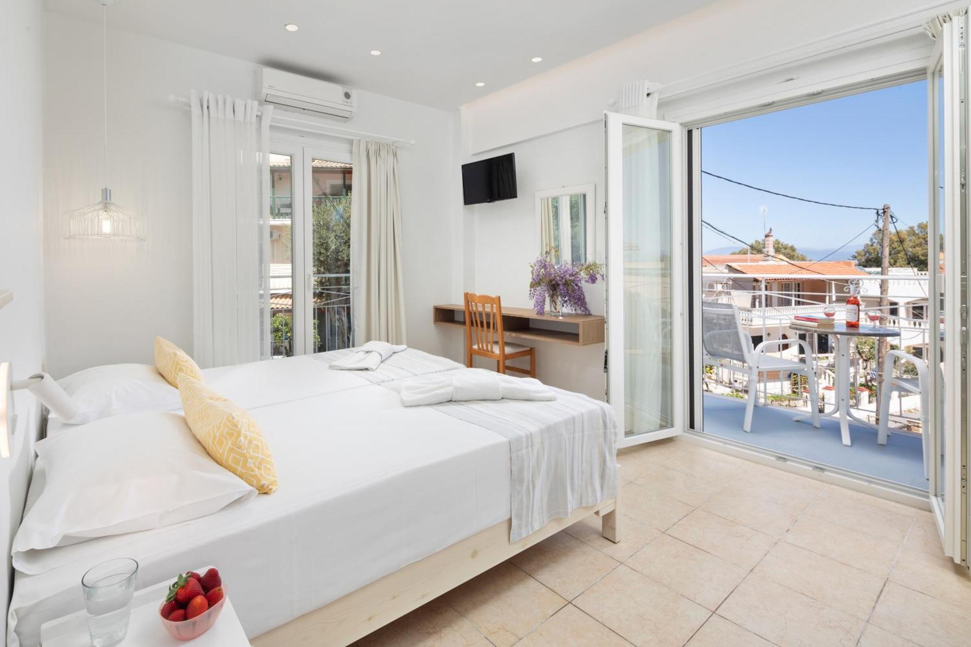 Bella Vista Beach Hotel 바니체스 외부 사진
