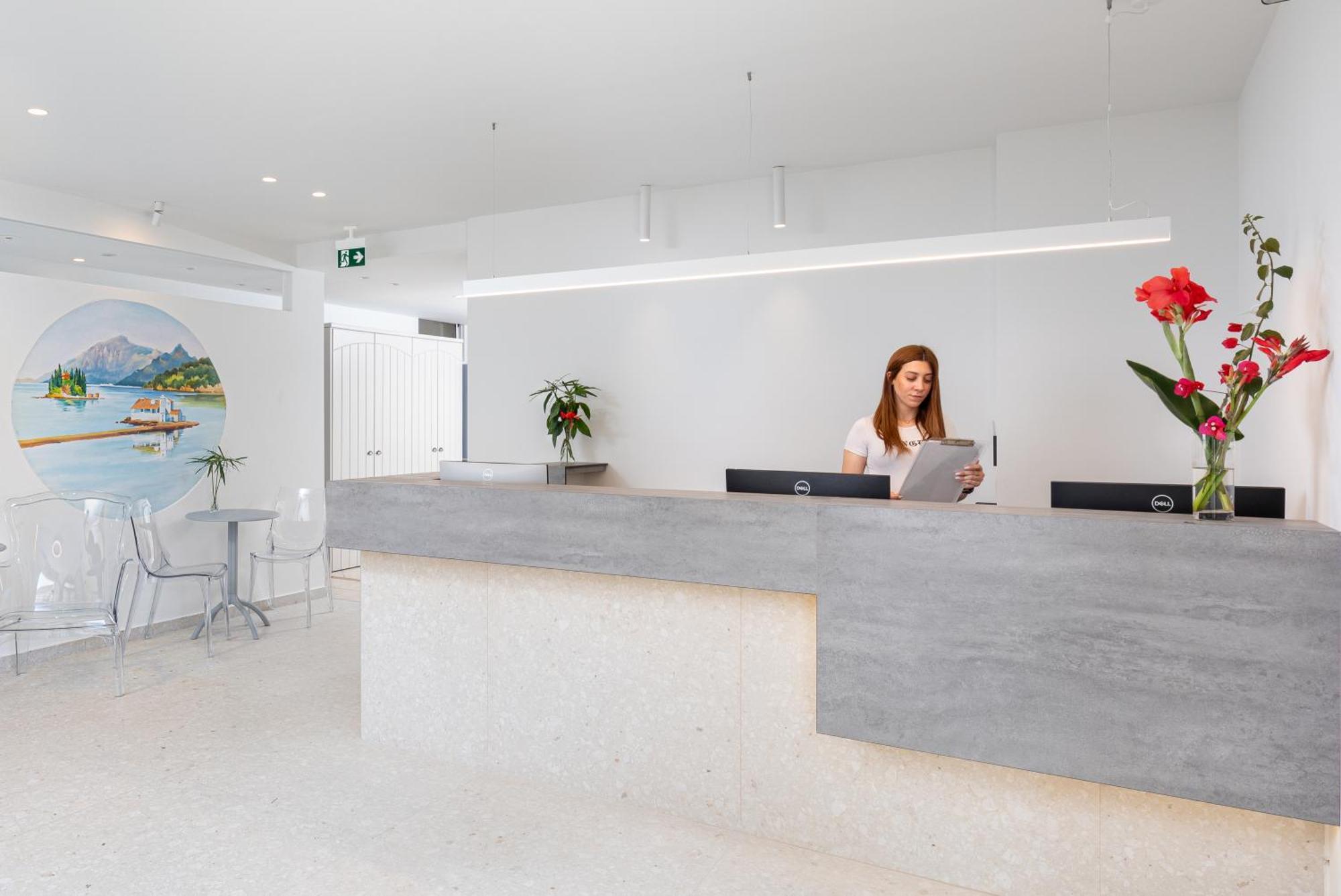 Bella Vista Beach Hotel 바니체스 외부 사진