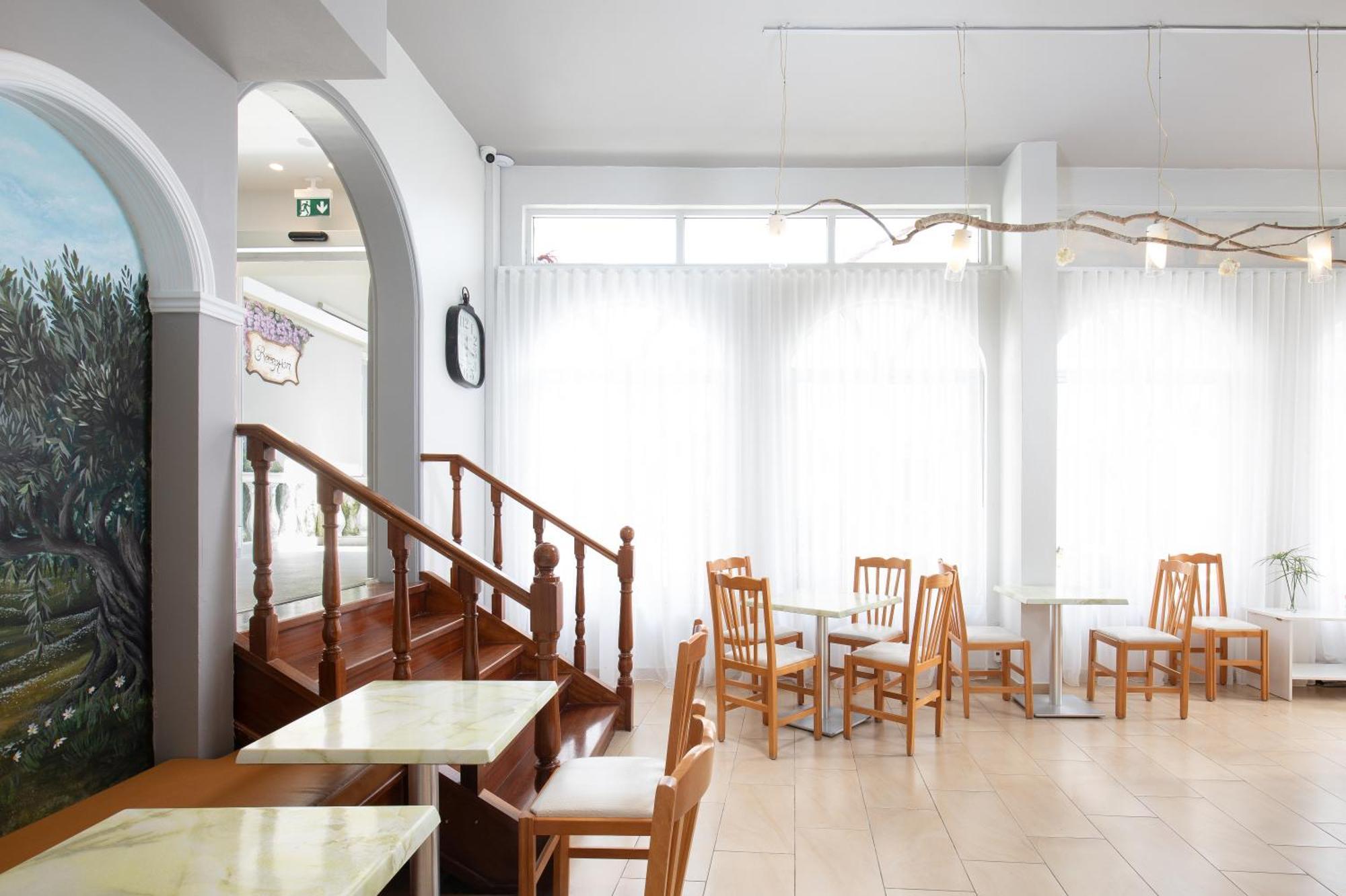Bella Vista Beach Hotel 바니체스 외부 사진