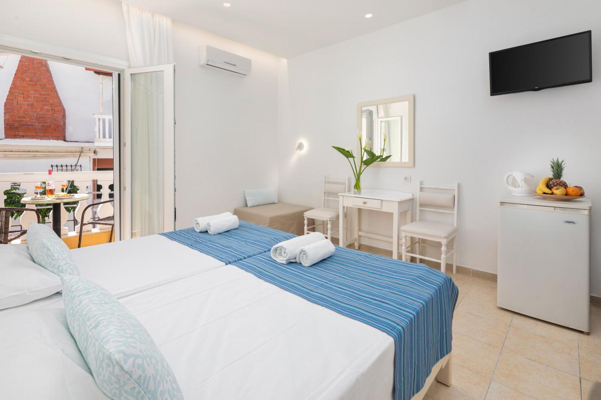 Bella Vista Beach Hotel 바니체스 외부 사진