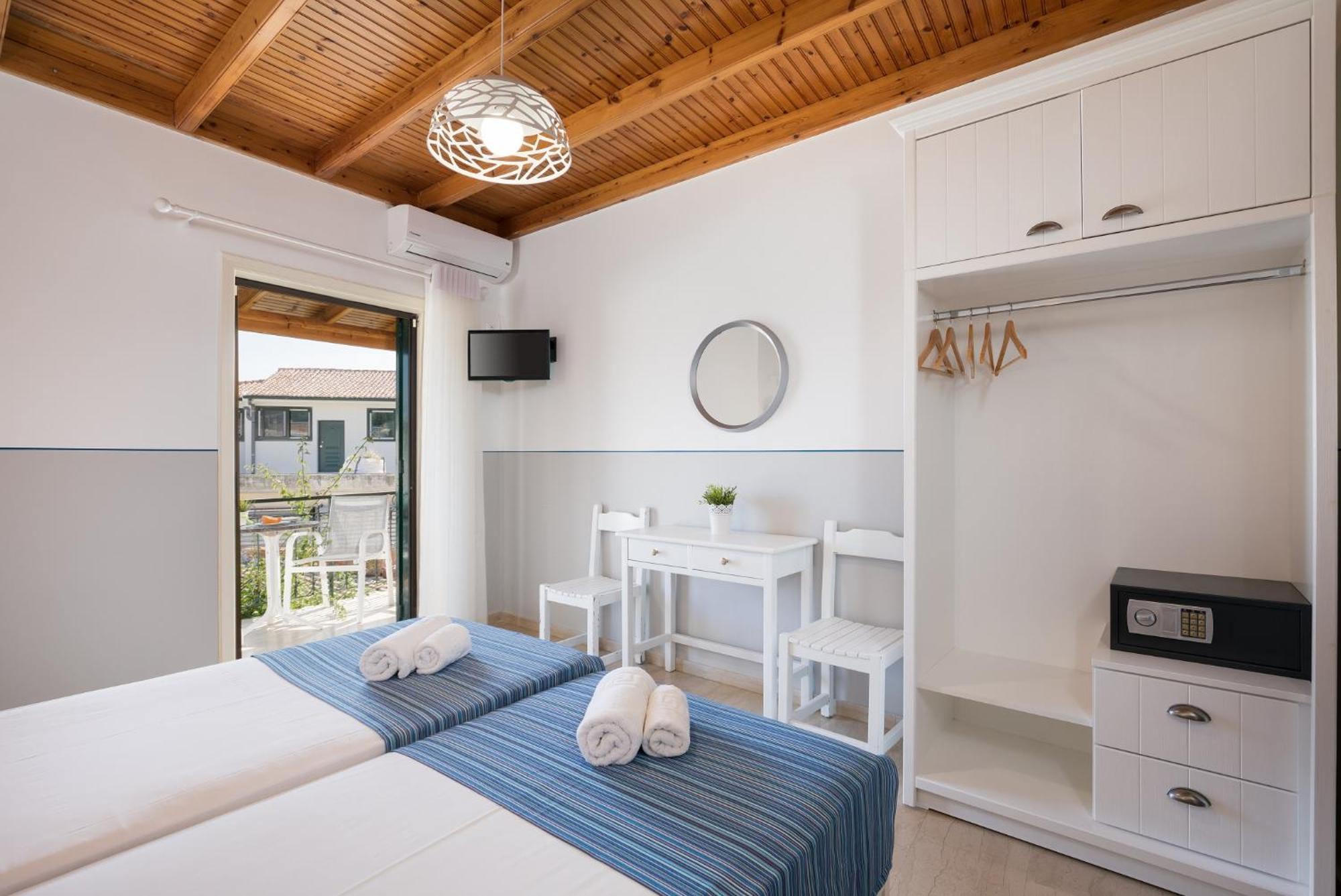 Bella Vista Beach Hotel 바니체스 외부 사진